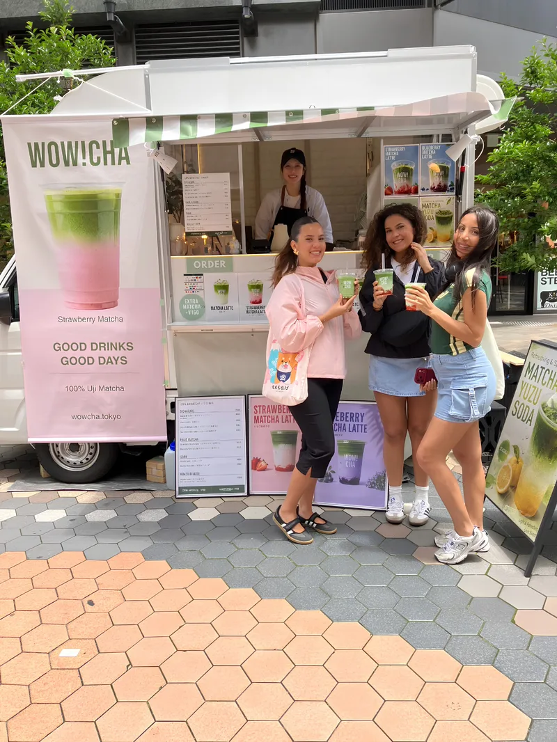 WOW!CHA serving matcha lattes in Asakusa Rokku